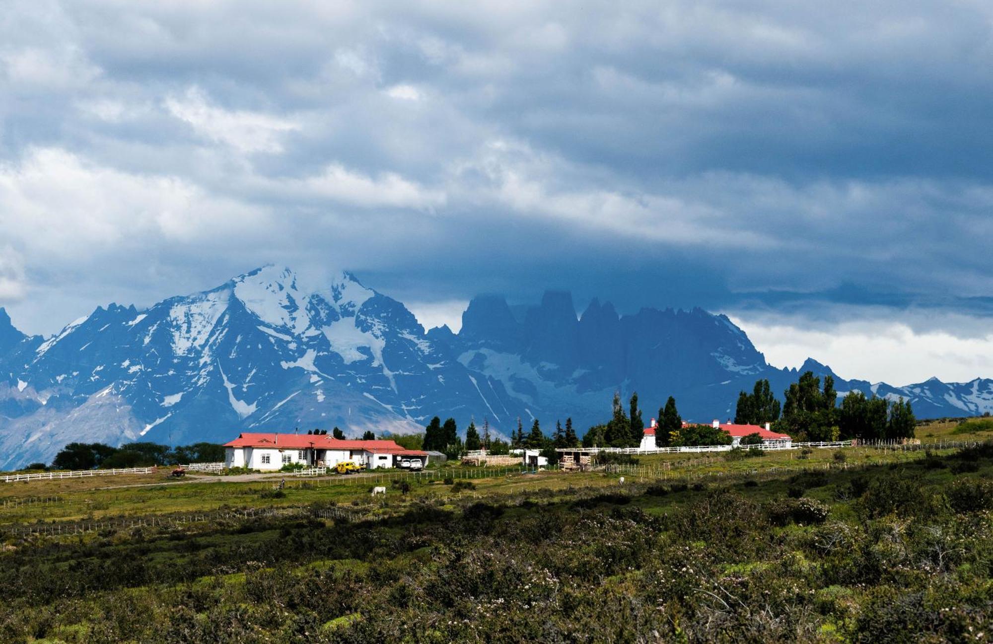 Estancia Cerro Guido Torres del Paine National Park Exterior foto